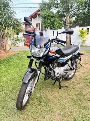 Bajaj CT100 2025