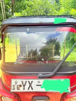 Bajaj RE 4 Stroke 2012