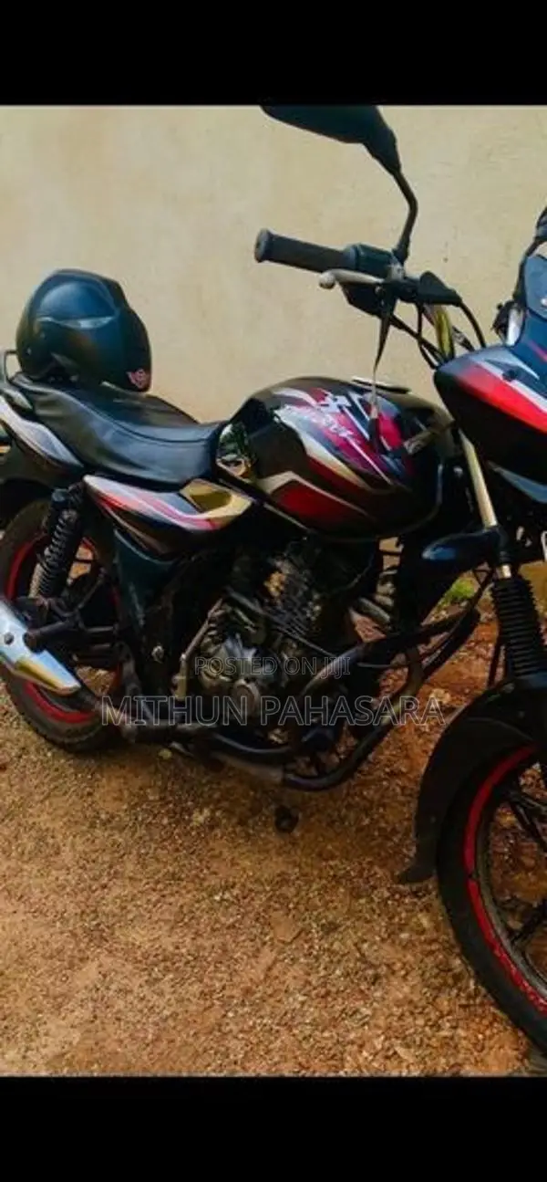 Bajaj Discover 2013