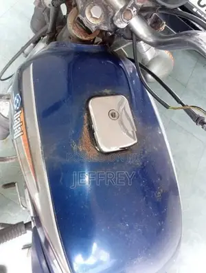 Bajaj Boxer 2004