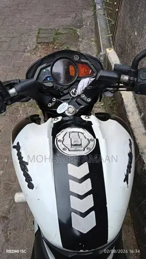 Bajaj Pulsar NS160 2017