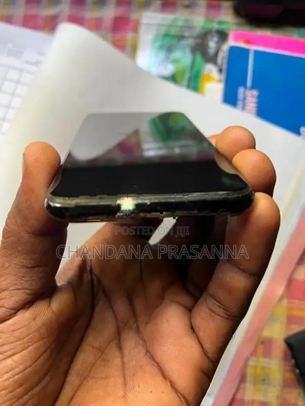 Apple iPhone 11 Pro (Used)