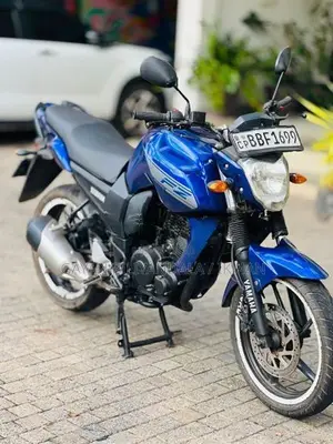 Yamaha FZ 2014