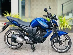 Yamaha FZ 2014