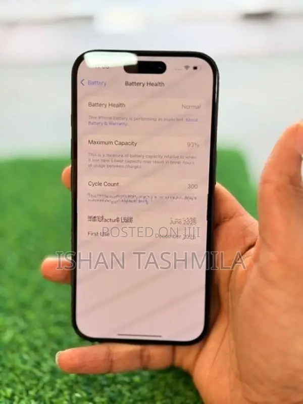 Apple iPhone 16 (Used)
