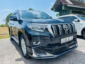 Toyota Land Cruiser Prado 2013
