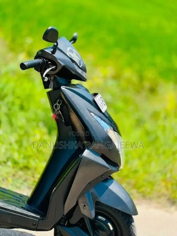 Honda Dio 2018