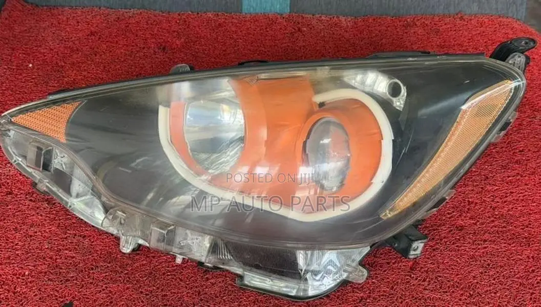 Aqua Headlight– Left – 52-244 Used