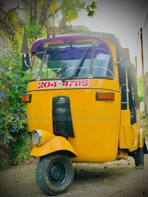 Bajaj RE 1999