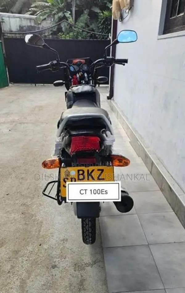 Bajaj CT100 2026