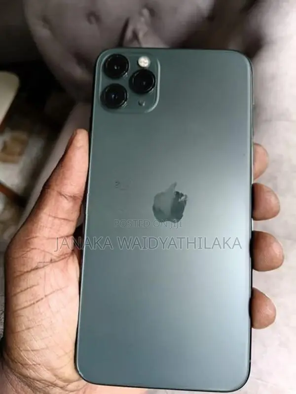 Apple iPhone 11 Pro Max (Used)