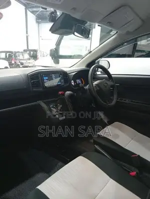 Daihatsu Mira L 2023