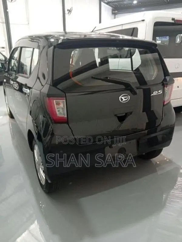 Daihatsu Mira L 2023