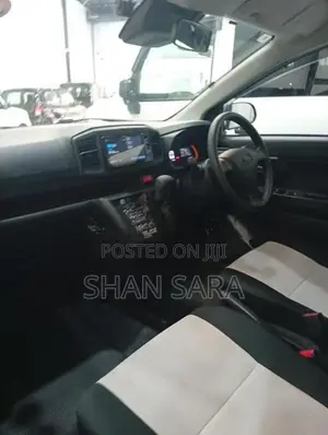 Daihatsu Mira L 2023