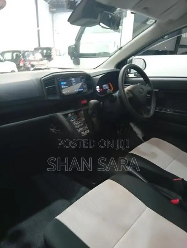 Daihatsu Mira L 2023