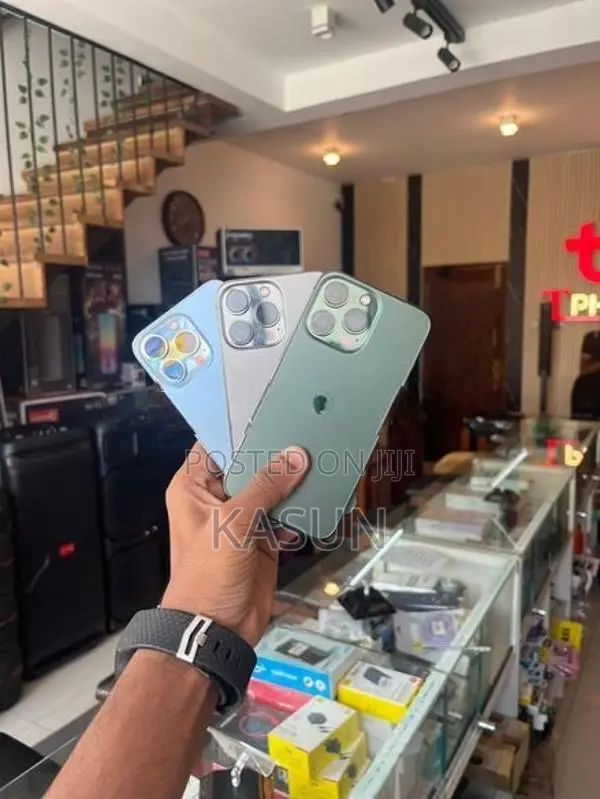 Apple iPhone 13 Pro 128GB (Used)
