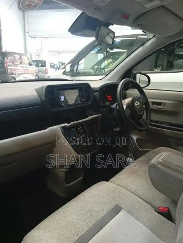Toyota Passo x 2024