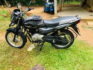 Bajaj Platina 2016