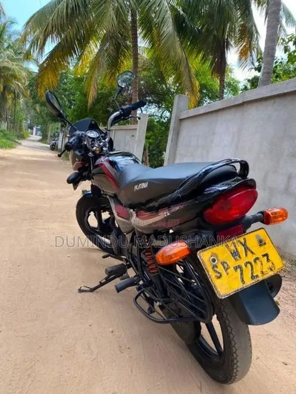 Bajaj Platina 125 2011