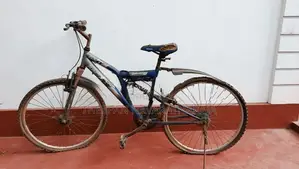 Tomahawk Gents Mountain Bicycle ( )