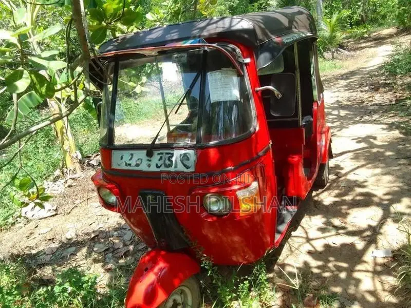 Bajaj RE 2008