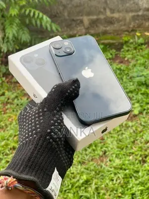 Apple iPhone 13 (Used)