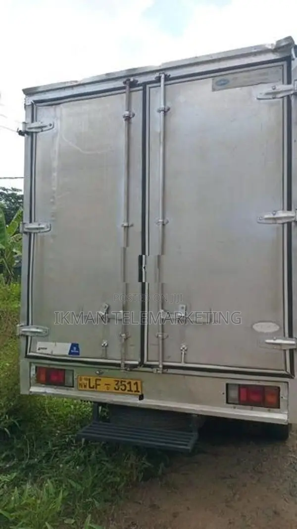 JAC HFC Full Body 2008