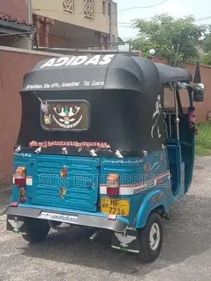 Bajaj RE 2003