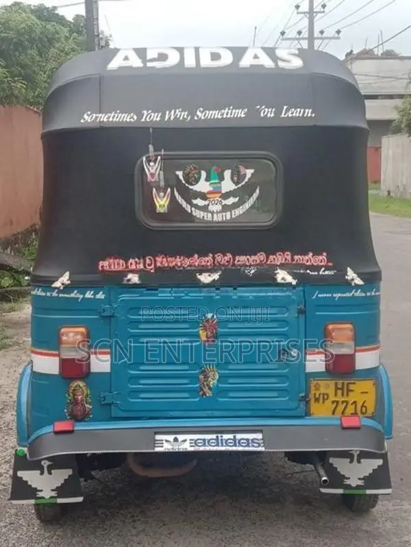 Bajaj RE 2003
