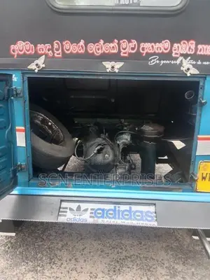 Bajaj RE 2003