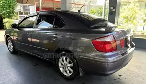 Toyota Premio 2002