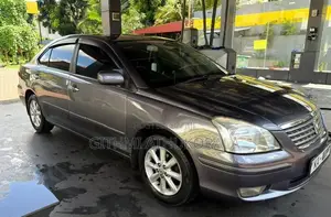Toyota Premio 2002