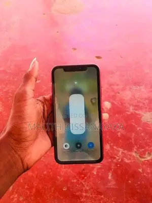 Apple iPhone XR (Used)