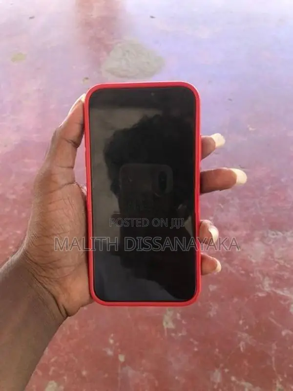 Apple iPhone XR (Used)