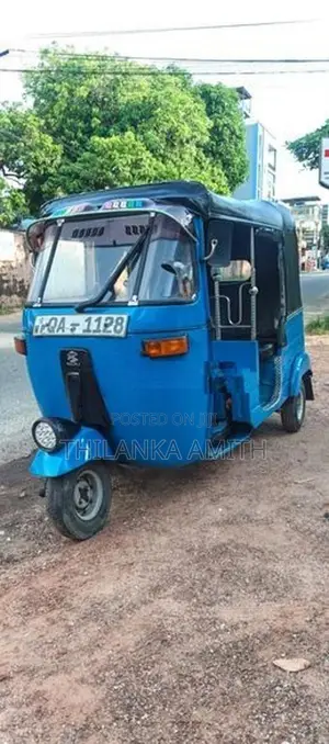 Bajaj RE 2006