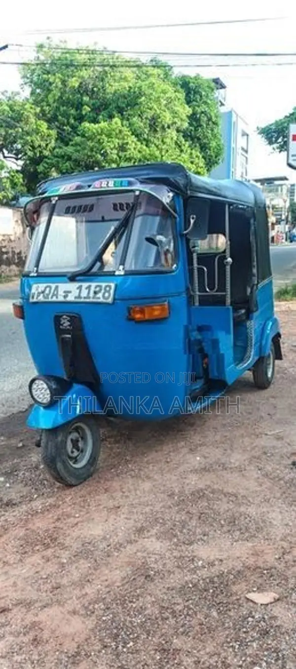 Bajaj RE 2006