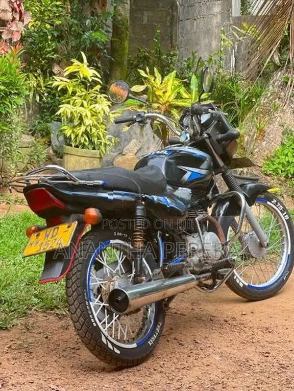 Bajaj CT100 2010