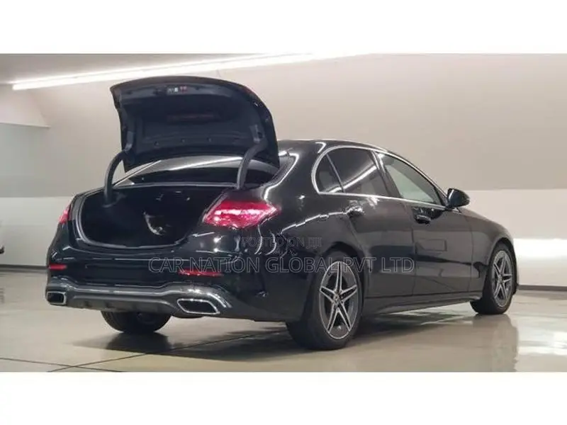 Mercedes Benz C200 Avantgarde AMG Line 2024