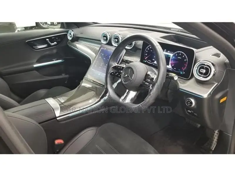 Mercedes Benz C200 Avantgarde AMG Line 2024