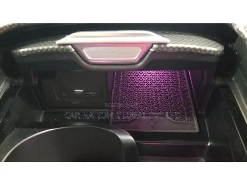 Mercedes Benz C200 Avantgarde AMG Line 2024