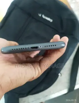 Apple iPhone 11 (Used)