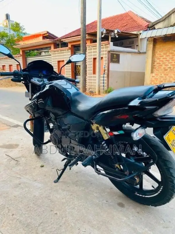 TVS Apache RTR 2011