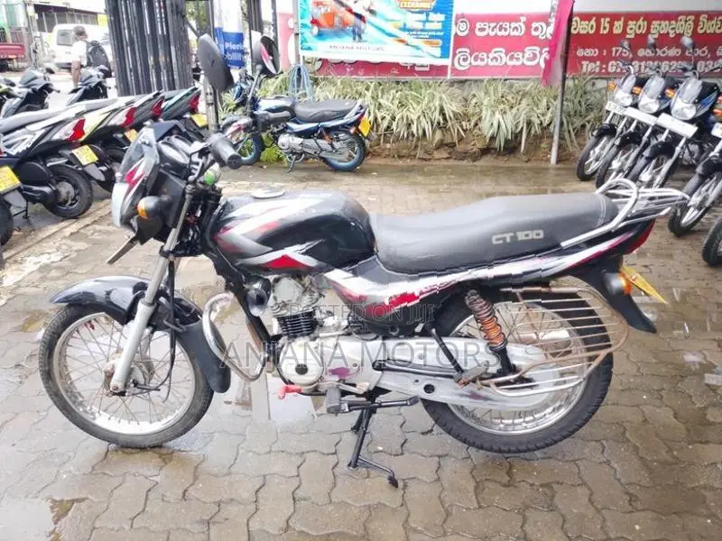 Bajaj CT100 2018