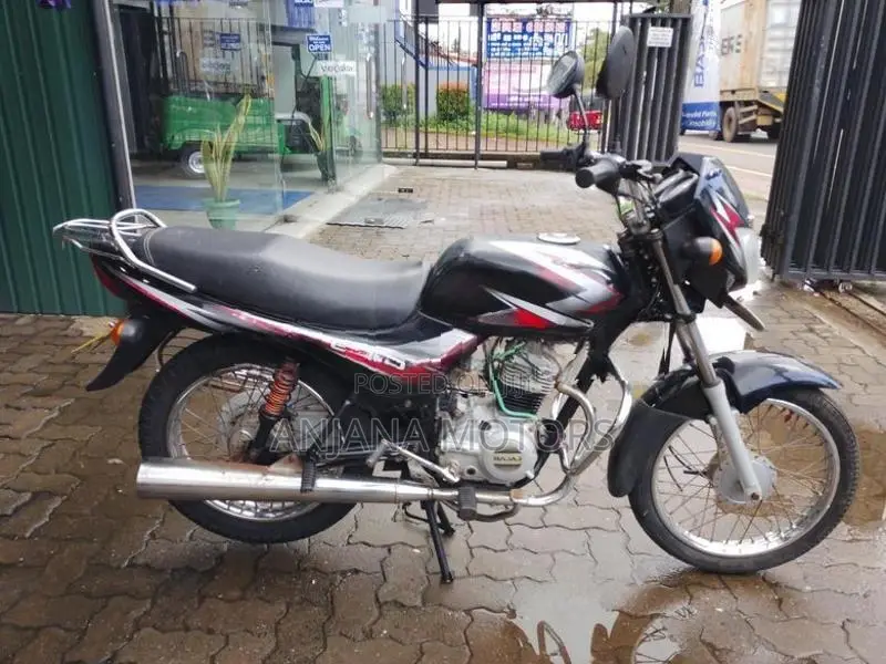 Bajaj CT100 2018