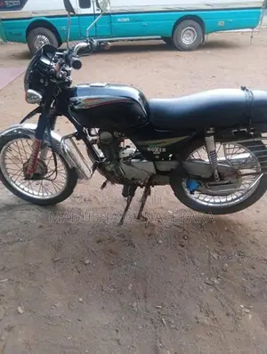 Bajaj Boxer C Delux 2004