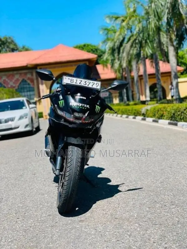 Yamaha R15 V3 Monster Edition 2019