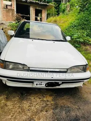 Toyota Carina 1989