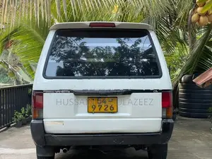 Nissan Vanette 1990