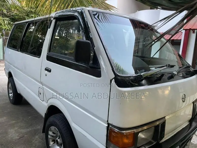 Nissan Vanette 1990