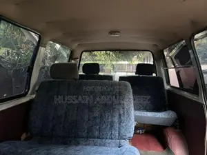 Nissan Vanette 1990